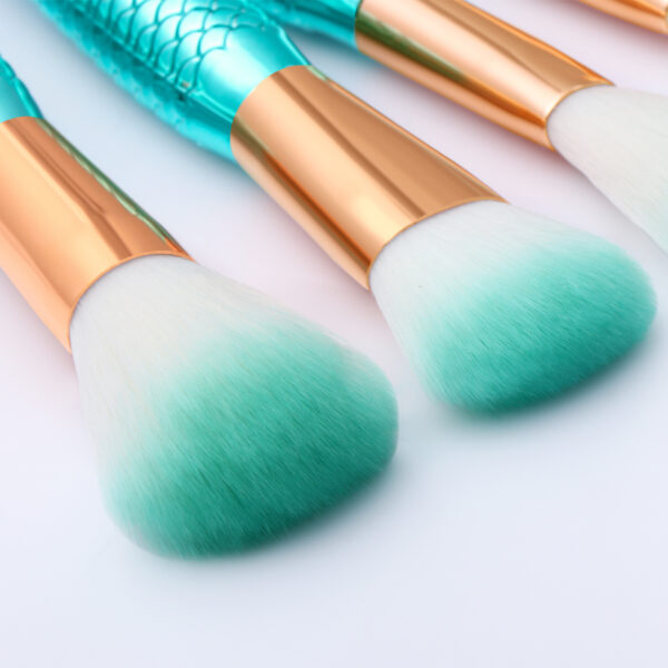 Cosmetic Mermaid Makeup Brushes - Image 4