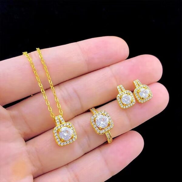 Fashion Jewelry Gem Pendant Necklace Three Piece Set - Image 2